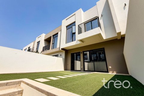 3 bedrooms Townhouse in EMAAR South, UAE No. 220725