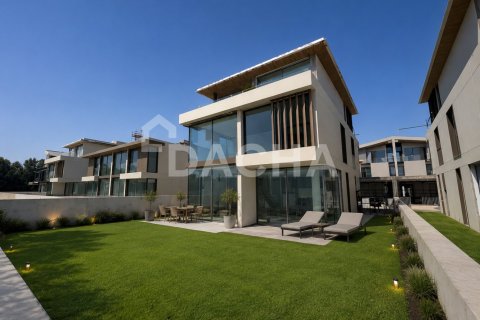 Villa de 4 dormitorios en Nad Al Sheba 1, UAE No. 168912