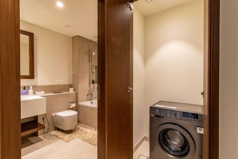 Apartment de 1 dormitorio en EMAAR Beachfront, UAE No. 215405 10