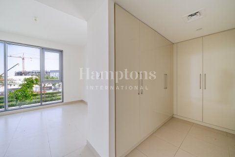 Villa de 4 chambres à Maple 2, UAE No. 220078 3