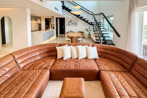 3 غرف نوم منزل ذو طابقين في Jumeirah Heights, الإمارات العربية المتحدة رقم 221718 4