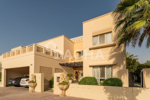 5 bedrooms Villa in Meadows, UAE No. 163493 4