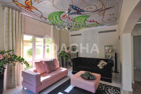 5 bedrooms Villa in Meadows, UAE No. 163493 20