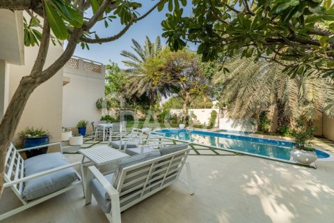 5 bedrooms Villa in Meadows, UAE No. 163493 24