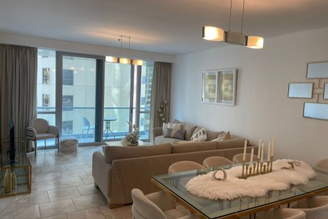 2 bedrooms Apartment in Dubai, UAE No. 217107