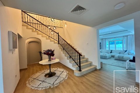 5 bedrooms Villa in Victory Heights, UAE No. 211109 4