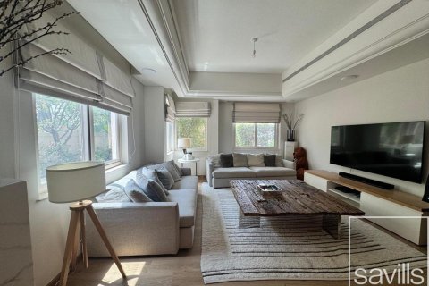 5 bedrooms Villa in Victory Heights, UAE No. 211109 3
