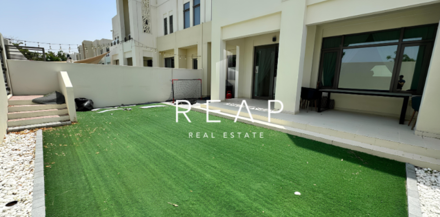 4 bedrooms Villa in Mira Oasis, UAE No. 28875