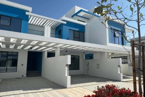 Townhouse de 5 dormitorios en Damac Lagoons, UAE No. 143930 6
