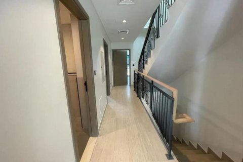 Townhouse de 5 dormitorios en Damac Lagoons, UAE No. 143930 10