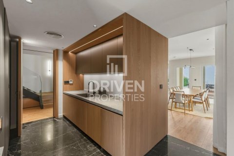 Villa de 5 dormitorios en Jumeirah, UAE No. 202789 5