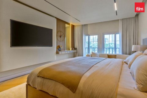 3 bedrooms Townhouse in Dubai, UAE No. 215584 12