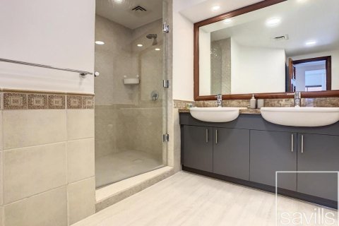Квартира с 2 спальнями в Golden Mile, ОАЭ №206005 7