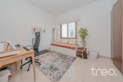 4 bedrooms Villa in Azalea, UAE No. 220792 18