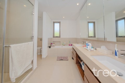 4 bedrooms Villa in Azalea, UAE No. 220792 20