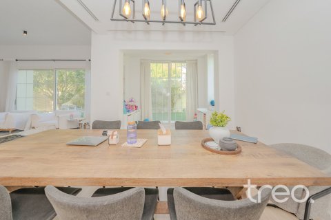 4 bedrooms Villa in Azalea, UAE No. 220792 11