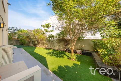 4 bedrooms Villa in Azalea, UAE No. 220792 24