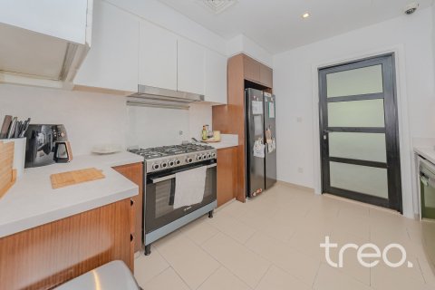 4 bedrooms Villa in Azalea, UAE No. 220792 10