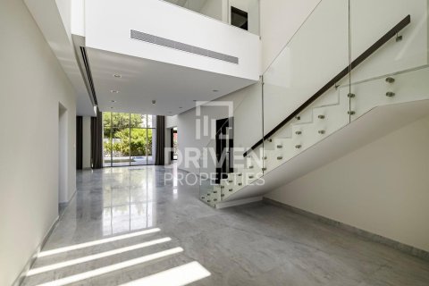 Villa de 4 dormitorios en District One, UAE No. 201252 17
