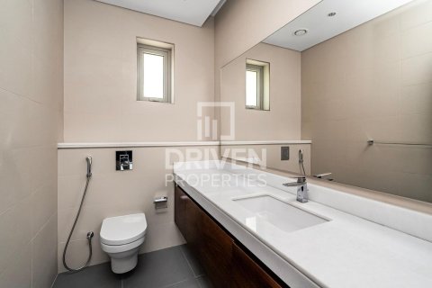 Villa de 4 dormitorios en District One, UAE No. 201252 15