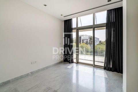 Villa de 4 dormitorios en District One, UAE No. 201252 23