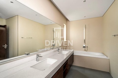 Villa de 4 dormitorios en District One, UAE No. 201252 22