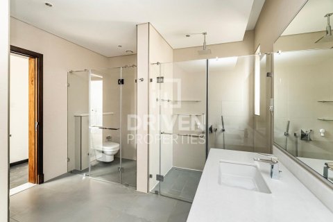 Villa de 4 dormitorios en District One, UAE No. 201252 26