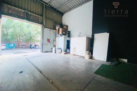 204.4m² Warehouse in Al Quoz, UAE No. 38878 4