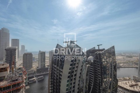 2 bedrooms Apartment in Business Bay, UAE No. 211860 12