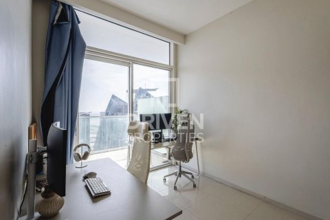 2 bedrooms Apartment in Business Bay, UAE No. 211860 7