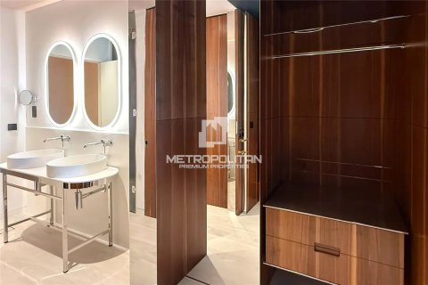 44m² Apartment in Business Bay, UAE No. 129459 9