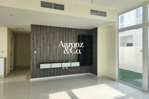 Вилла с 6 спальнями в DAMAC Hills (Akoya by DAMAC), ОАЭ №202971 6