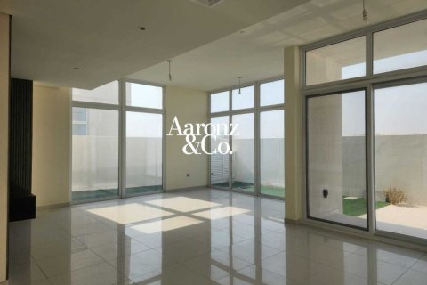 Вилла с 6 спальнями в DAMAC Hills (Akoya by DAMAC), ОАЭ №202971 5
