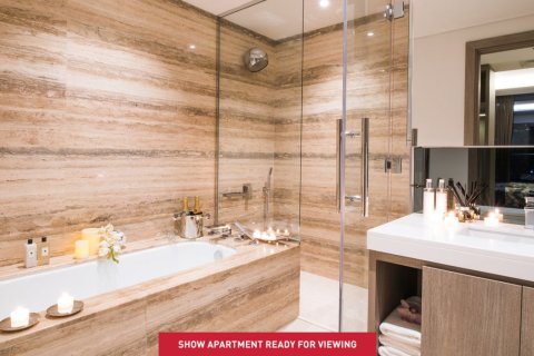 Studio Apartment in Downtown Dubai (Downtown Burj Dubai), UAE No. 110256 3