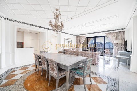 Appartement de 2 chambres à Palazzo Versace, UAE No. 128844 10