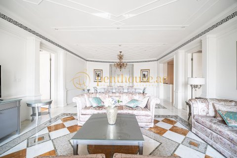 Appartement de 2 chambres à Palazzo Versace, UAE No. 128844 5