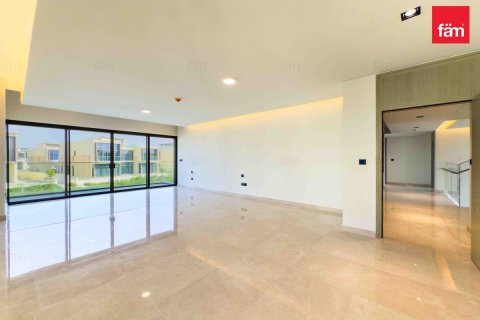 5 bedrooms Villa in Dubai Hills Estate, UAE No. 215968 4