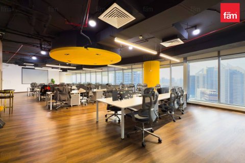 102.3m² Office in Dubai, UAE No. 131956 6
