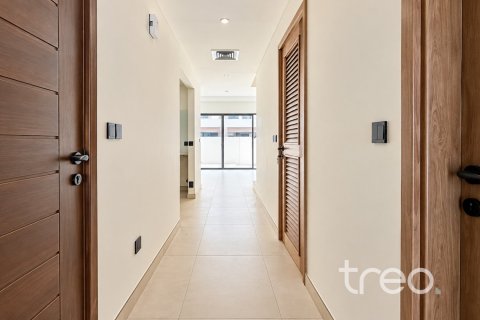 4 bedrooms Townhouse in Damac Lagoons, UAE No. 220901 7