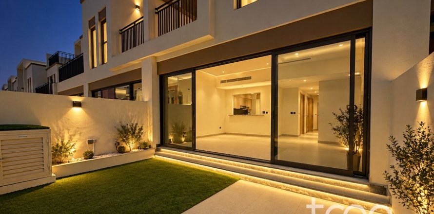 4 bedrooms Townhouse in Damac Lagoons, UAE No. 220901