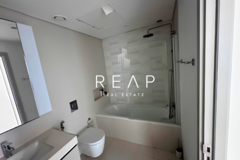 Квартира с 1 спальней в EMAAR Beachfront, ОАЭ №29014 3