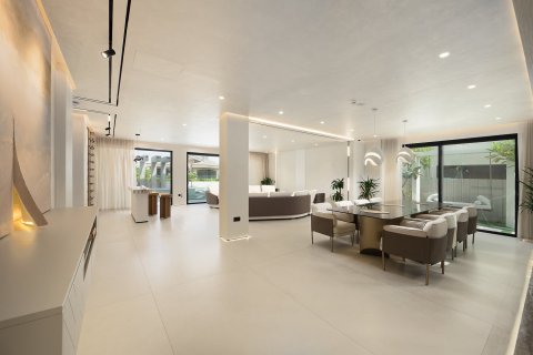 6 bedrooms Villa in Jumeirah Golf Estates, UAE No. 218771 4