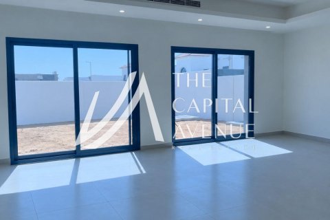 Villa de 5 dormitorios en Al Shamkha, UAE No. 223599