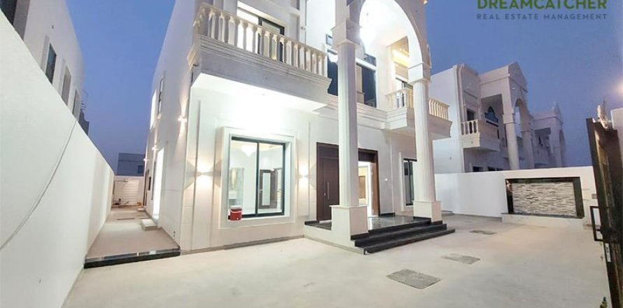 5 غرفة نوم  فيلا في Al Helio, الإمارات العربية المتحدة رقم 22824