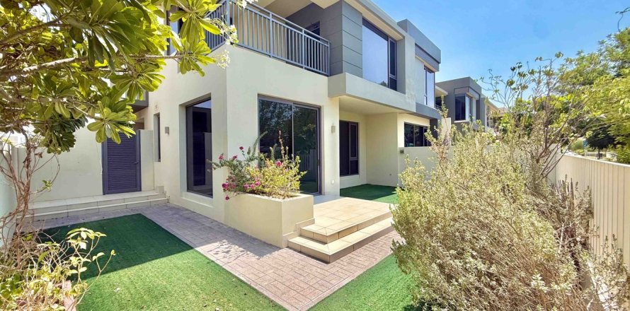 5 bedrooms Villa in Dubai Hills Estate, UAE No. 220805
