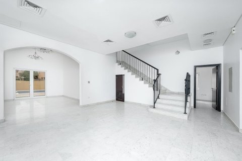 5 bedrooms Villa in The Villa, UAE No. 213021 6