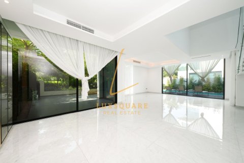 Villa de 5 dormitorios en Al Barari, UAE No. 224333 4