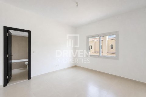 Villa de 2 dormitorios en Casa Dora, UAE No. 215219 16