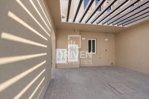 Villa de 2 dormitorios en Casa Dora, UAE No. 215219 27