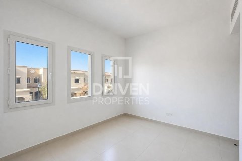 Villa de 2 dormitorios en Casa Dora, UAE No. 215219 11